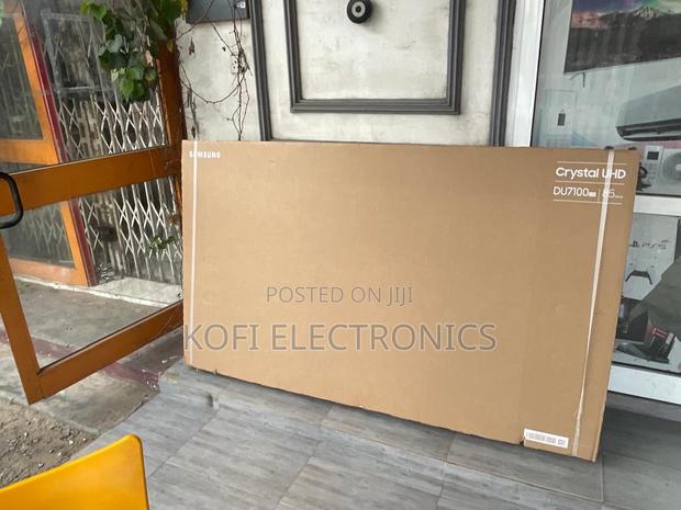 Vintage Royal Viewing Samsung 85” Crystal Clarity · Photo 2