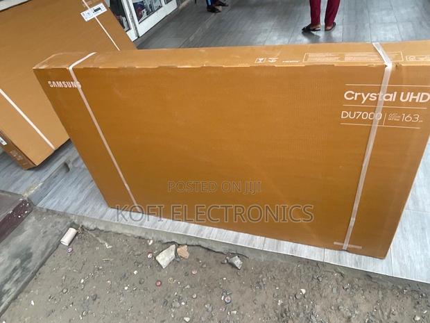 Samsung 65” Goldenera Uhd Vintage Modern Fusion · Photo 2