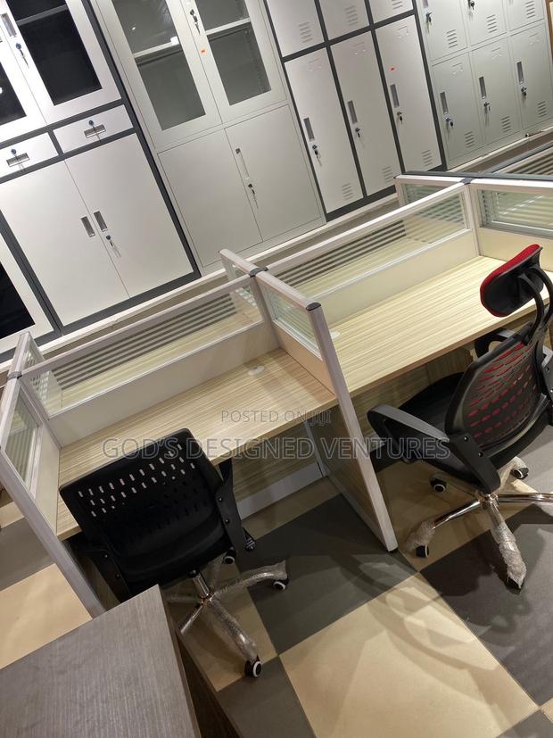 Durable and Nice Looking 4in1 Workstation · Photo 2