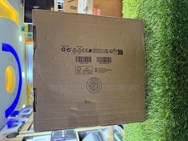 Dell Wd19s Docking Station With 180w Power Adapter and 130w Power · Photo 4