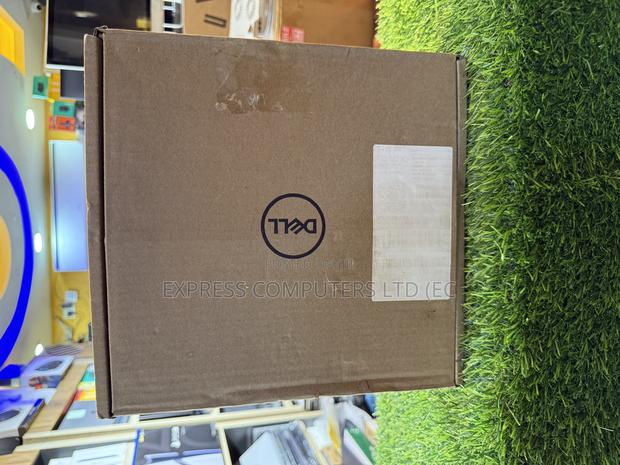Dell Wd19s Docking Station With 180w Power Adapter and 130w Power · Photo 2