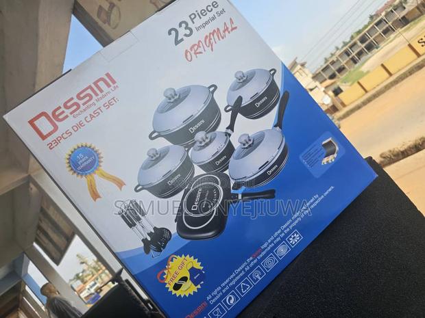 Dessini 23 Pieces Die Cast Set(23piece Imperial Set Original · Photo 2