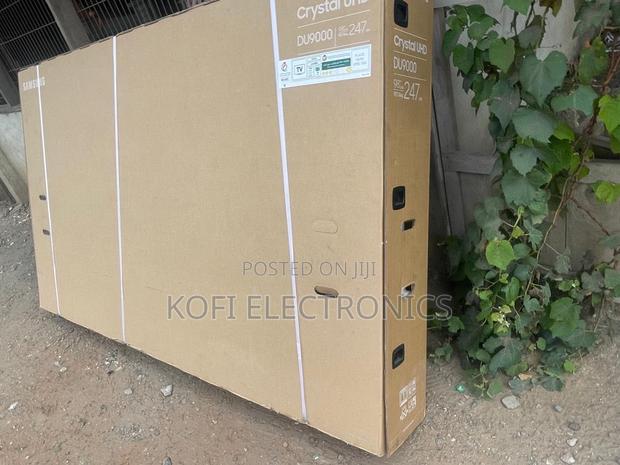 Samsung 98” Oldestate Ultravision Theatre Royale Edition · Photo 1