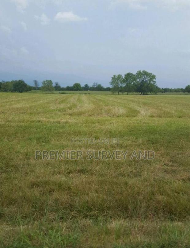 Expert in Land Survey · Photo 1