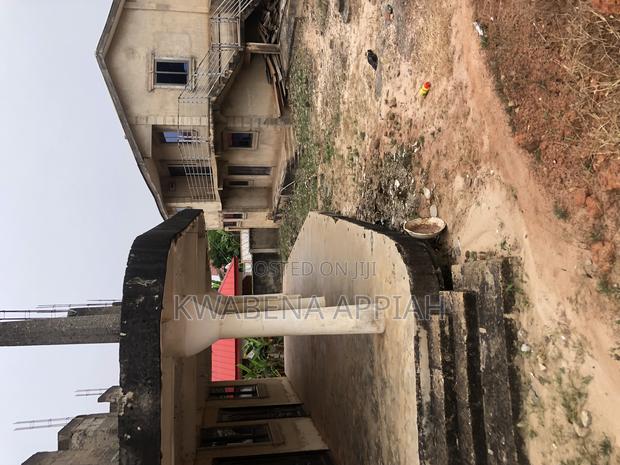 18bdrm Block of Flats in Mark Estate At, Kumasi Metropolitan for sale · Photo 2