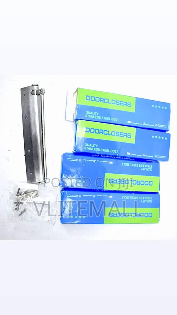 Door Closer · Photo 3