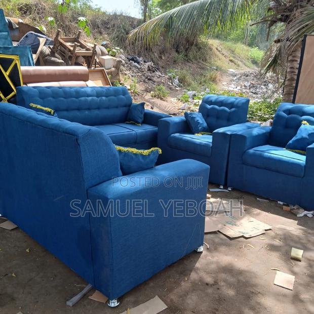 Affordable Utv Staffing Chair Plus Pillows ( Free Delivery)