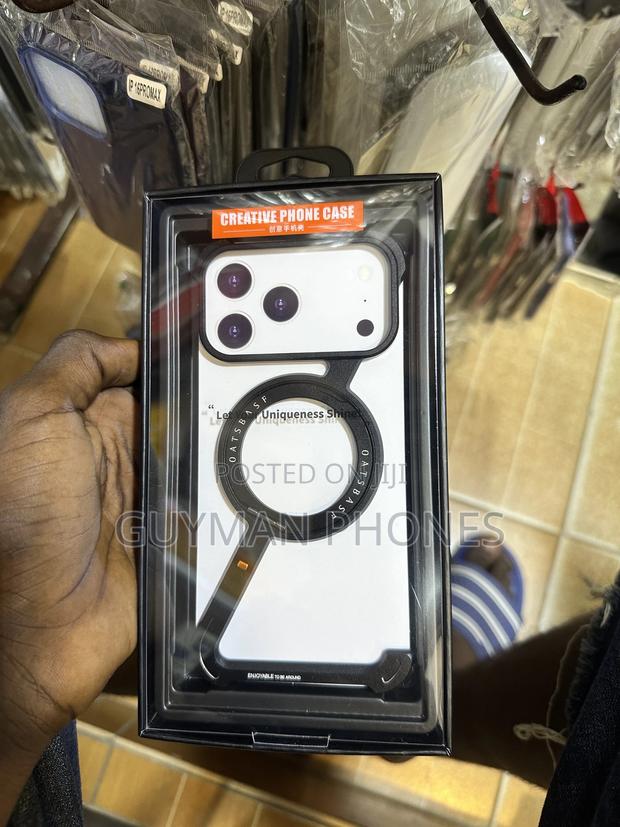 Z Shape Creative Phone Case · Photo 2