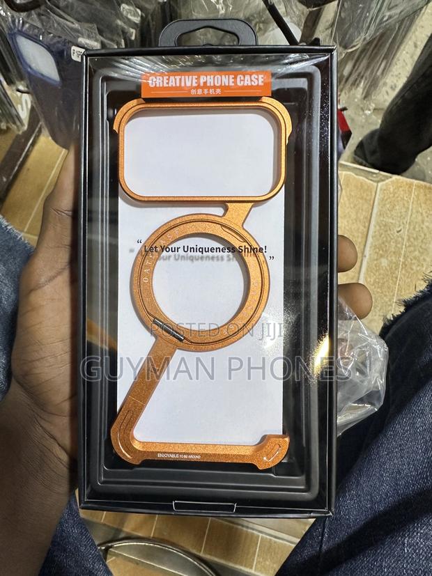 Z Shape Creative Phone Case · Photo 1