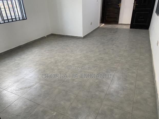 1bdrm Room & Parlour in Kasoa Obom Road, Effutu Municipal for rent · Photo 7