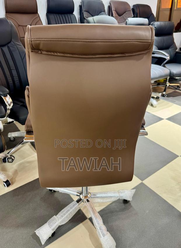 Brown Leather Office Chair · Photo 2