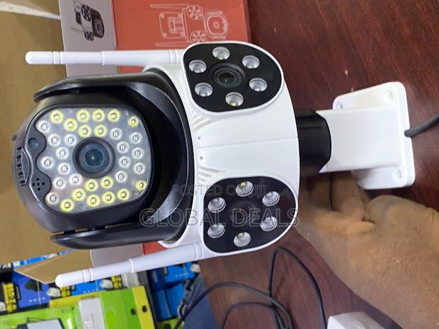 Smart PTZ Wi-Fi Camera · Photo 1