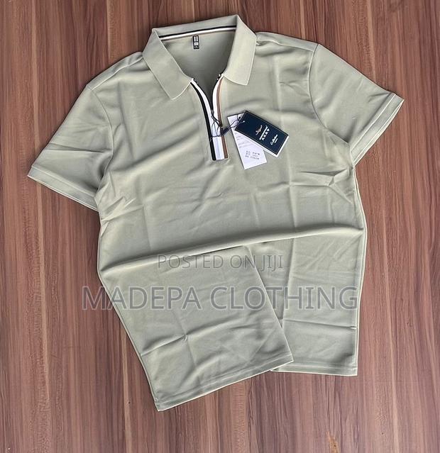 Quality Club T · Photo 2