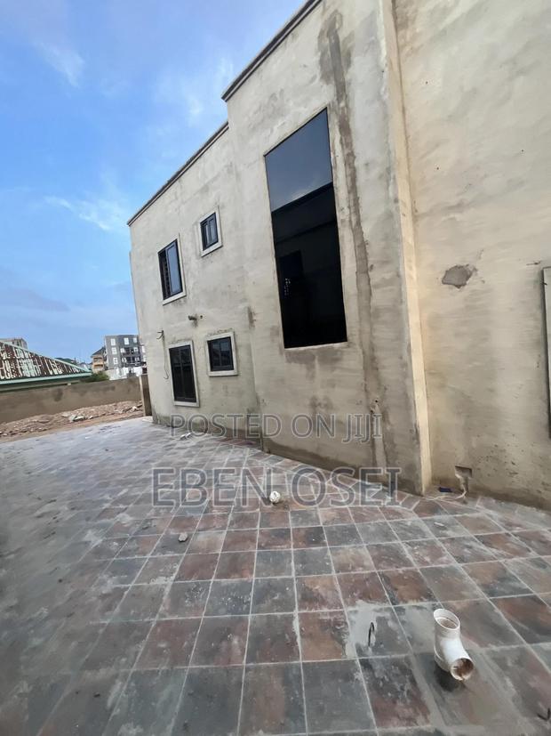 4bdrm House in Dansoman for sale · Photo 5