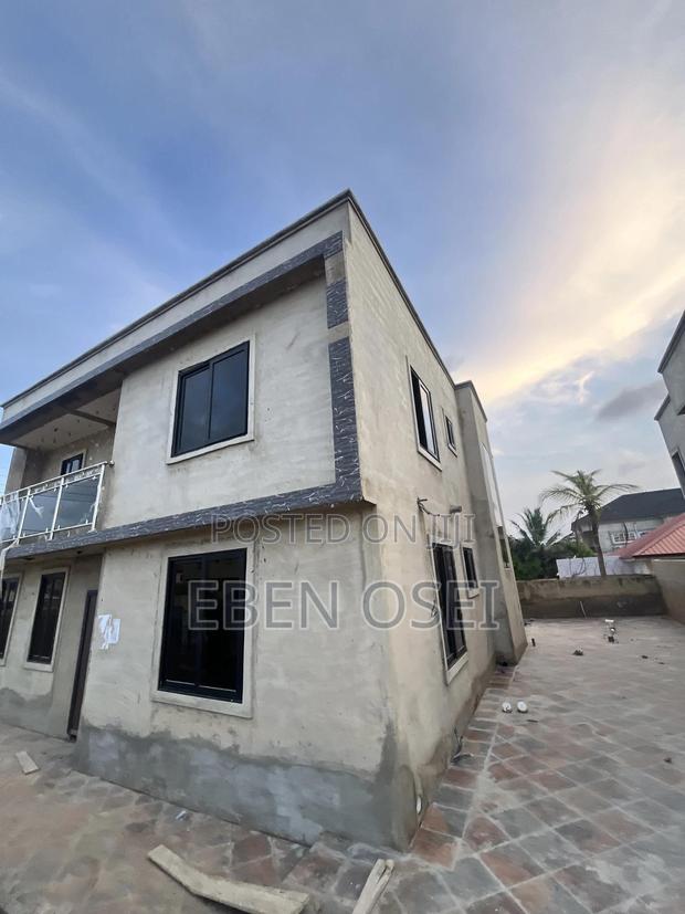4bdrm House in Dansoman for sale · Photo 8