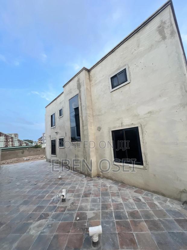 4bdrm House in Dansoman for sale · Photo 6