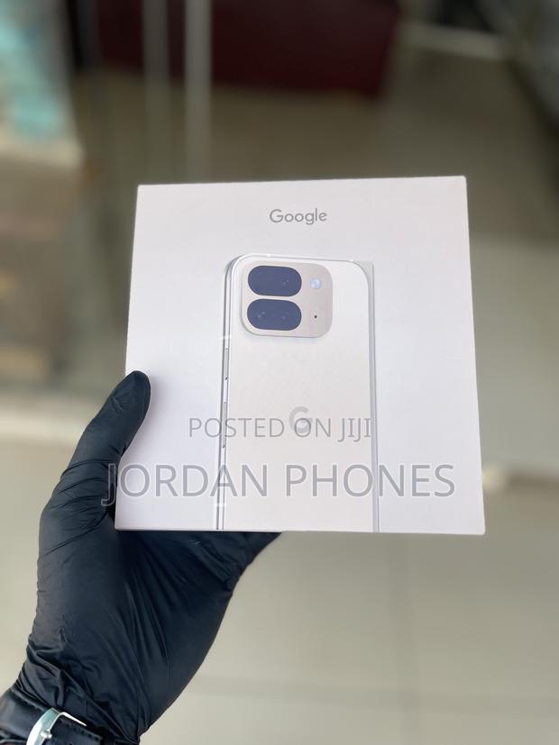 New Google Pixel 9 Pro Fold 512 GB Gold · Photo 2