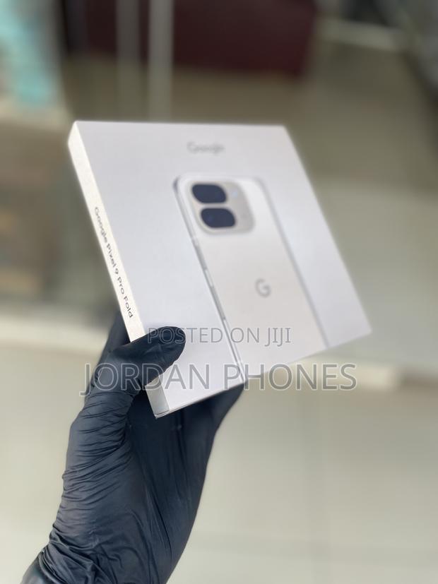 New Google Pixel 9 Pro Fold 256 GB Gold · Photo 1