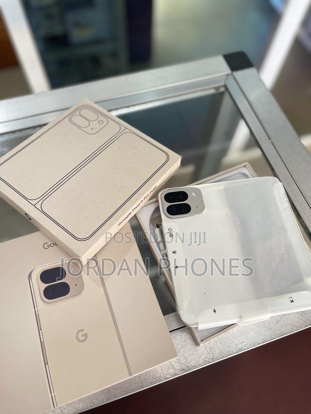 New Google Pixel 9 Pro Fold 256 GB Gold · Photo 4