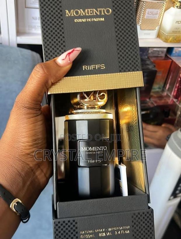 Momento Perfume by Riffs · Photo 1