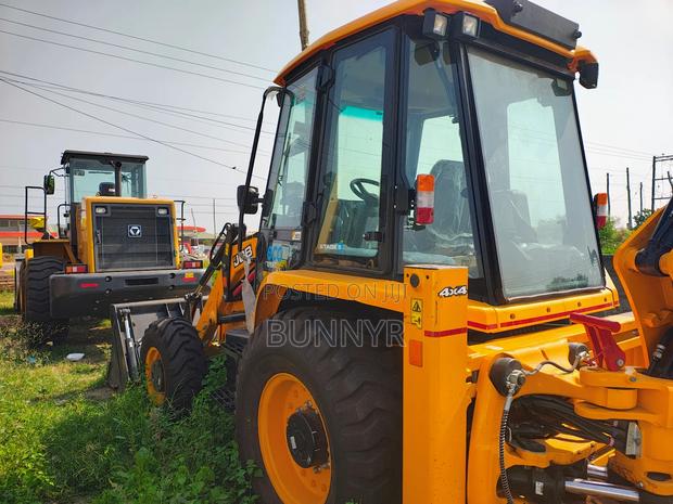 Brand New JCB 3dx 4x4 Backhoe - Extension Boom · Photo 5