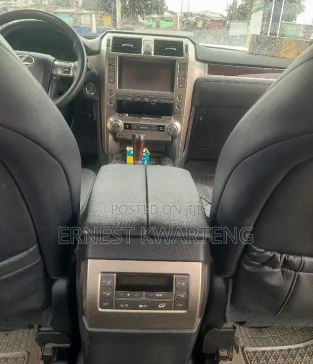 Lexus GX 2018 Brown · Photo 4