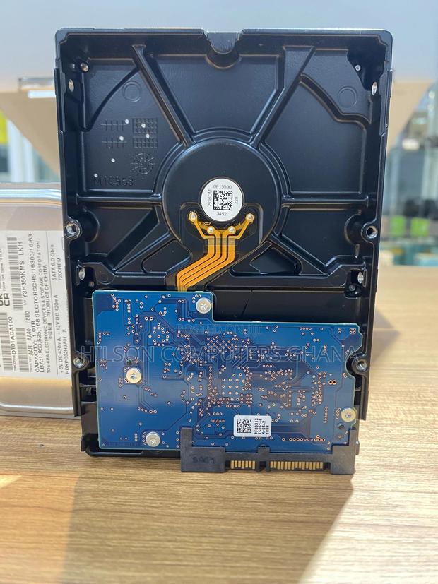 Toshiba Dt01aca100 1tb Sata Desktop Hard Drive · Photo 3