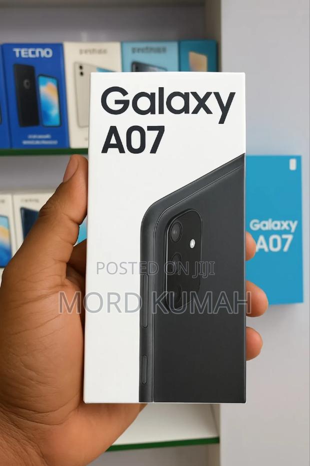 New Samsung Galaxy A07 4G 128 GB Silver · Photo 2