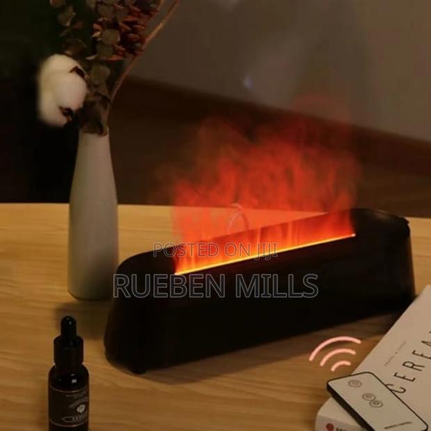 Intelligent Remote Control Ultrasonic Cool Mist Aromatic Diffuser · Photo 1