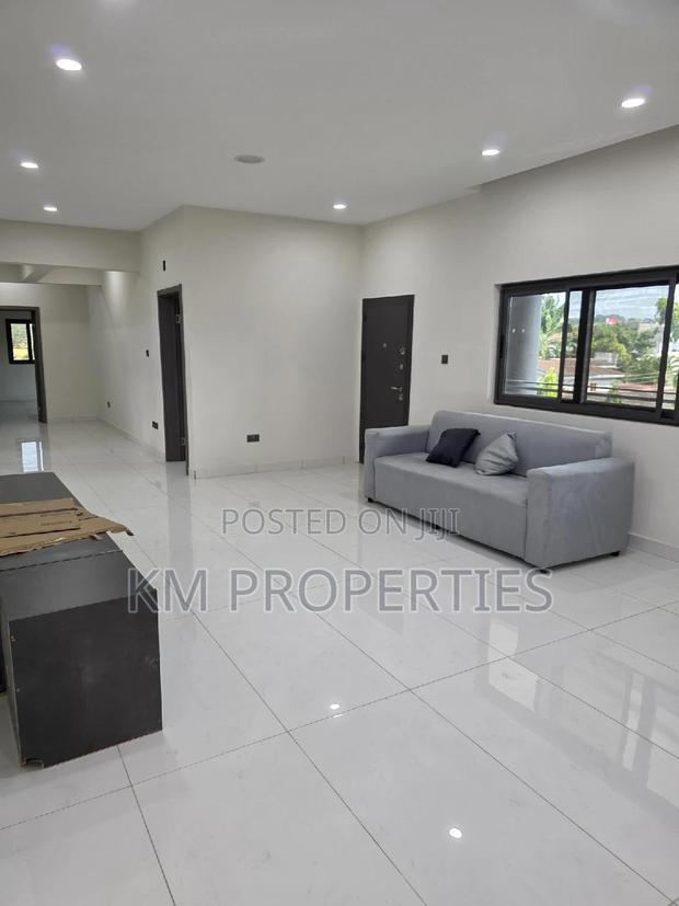 3bdrm Apartment in North Legon for rent · Photo 4