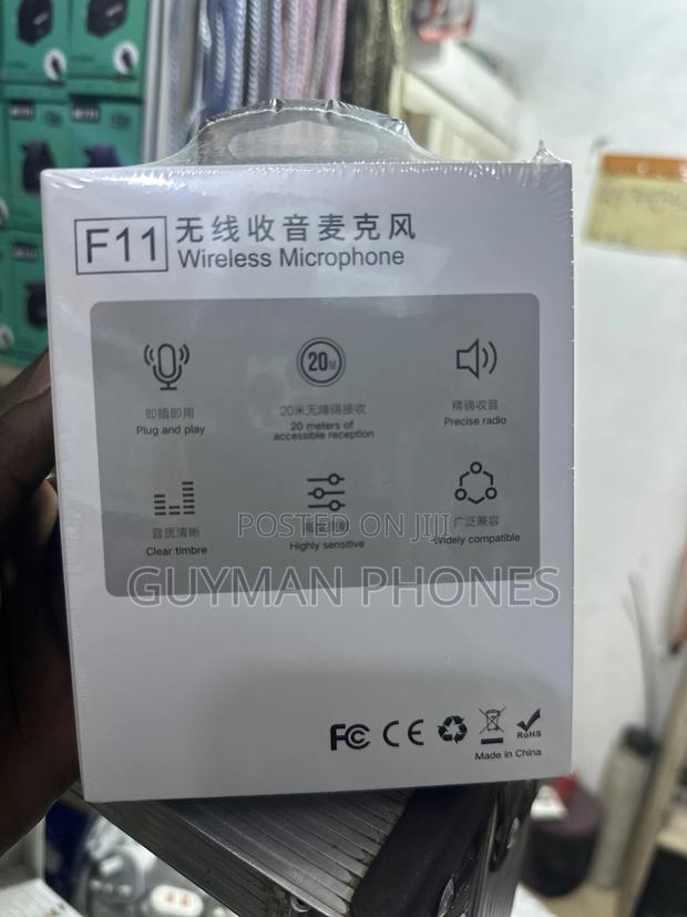 F11-2 Wireless Microphone · Photo 2
