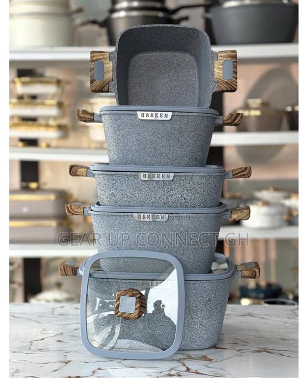 Kitchen Utensils · Photo 1
