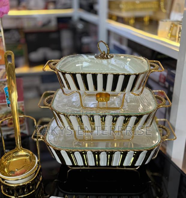 Ceramic Serving Dishes Set · Photo 2