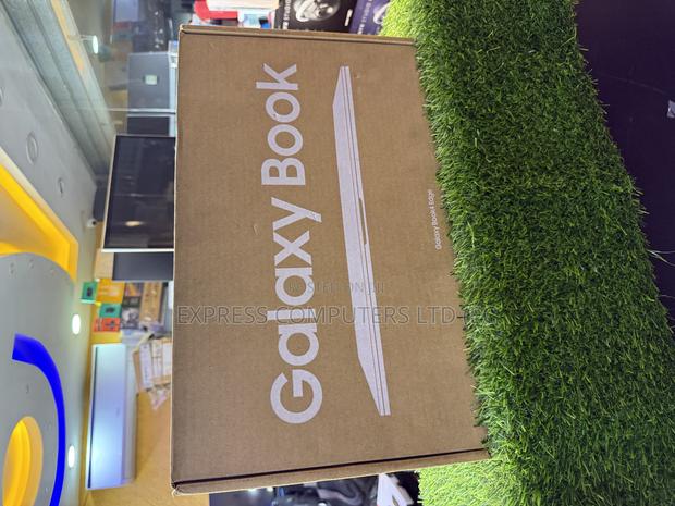 New Laptop Samsung Galaxy Book4 16GB Qualcomm Snapdragon X Elite 512GB · Photo 2
