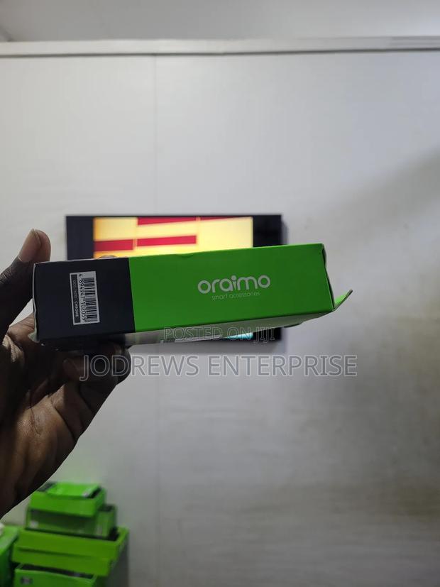 Oraimo Powerdrive 7691 Pro 69w Dual Super Car Charger · Photo 2