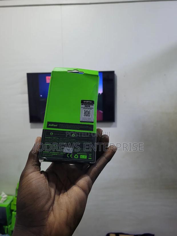 Oraimo Powerdrive 7691 Pro 69w Dual Super Car Charger · Photo 3
