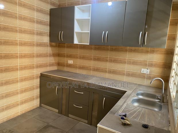 3bdrm Apartment in Amasaman Market, Pokuase for rent · Photo 3