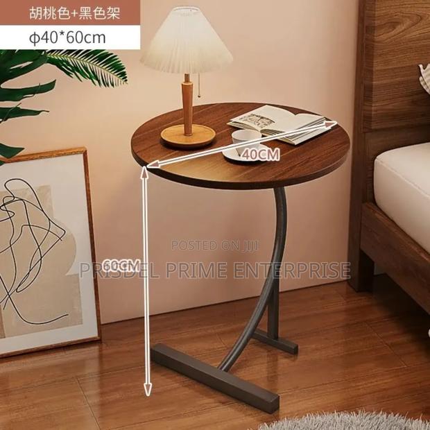 Coffee Table · Photo 2