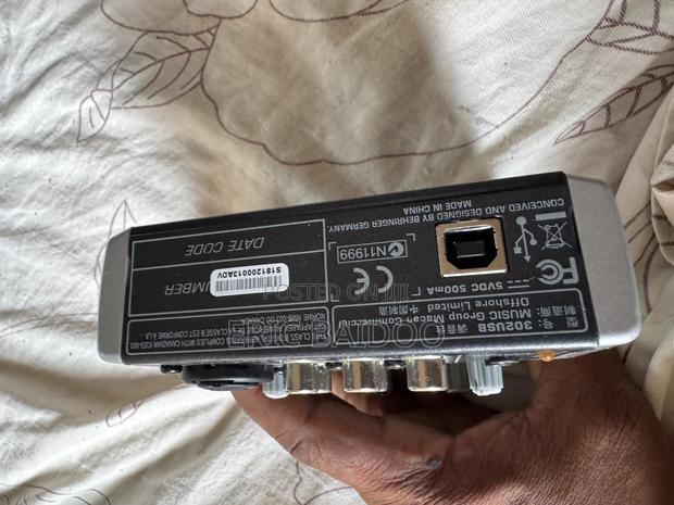 Xenyx 302 Usb · Photo 3