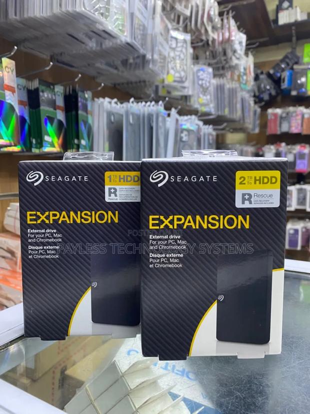 Seagate 2tb 3.0 Usb External Hard Drives · Photo 1