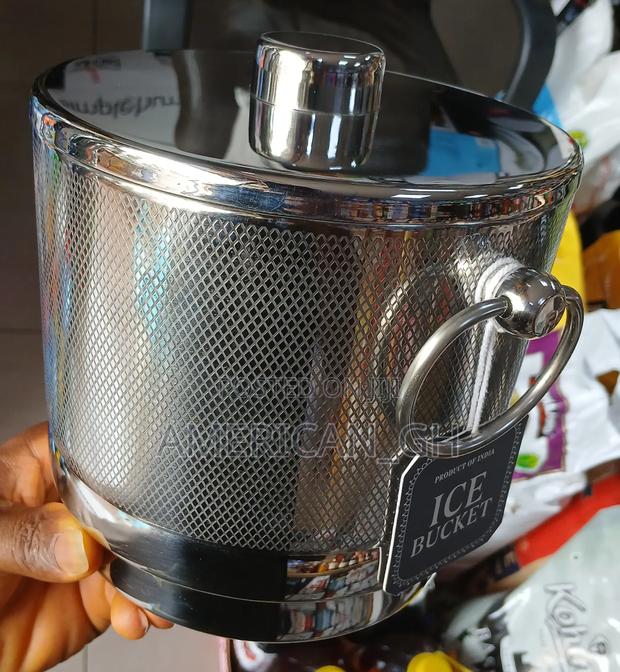Stainless Steel Ice Bucket · Photo 2