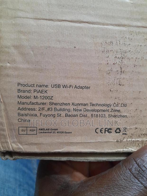 Wireless Usb Adapter Ac-1200 MBPS Dual Band · Photo 3