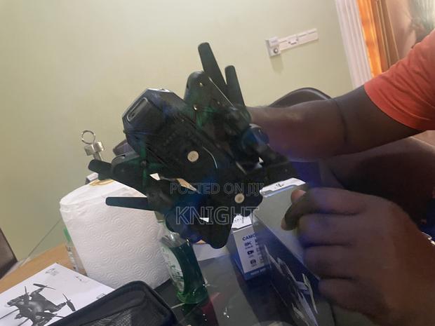 Drones (Electric) · Photo 3