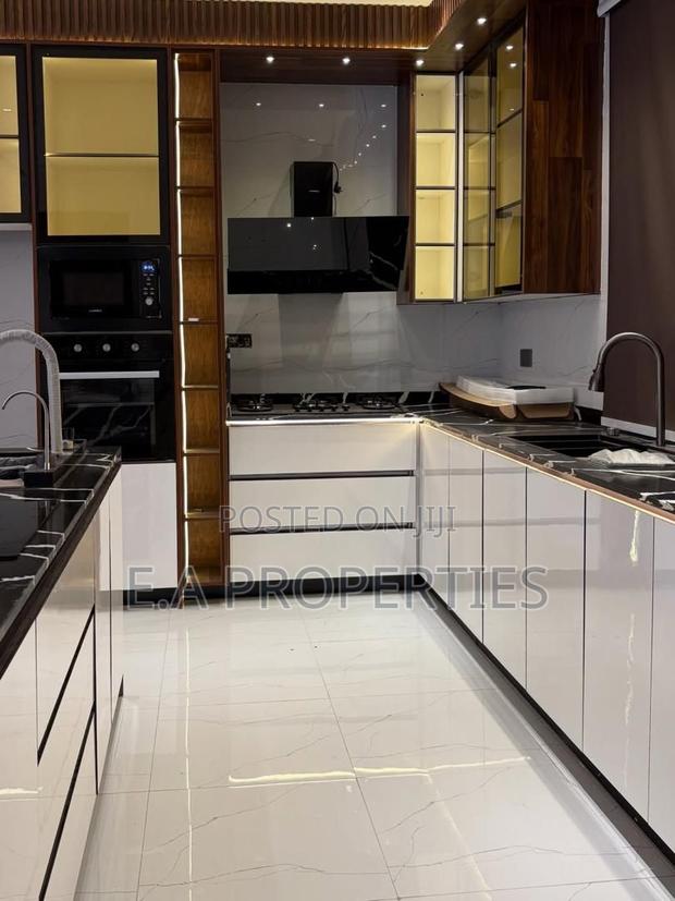 4bdrm House in E A Properties, American House for sale · Photo 3
