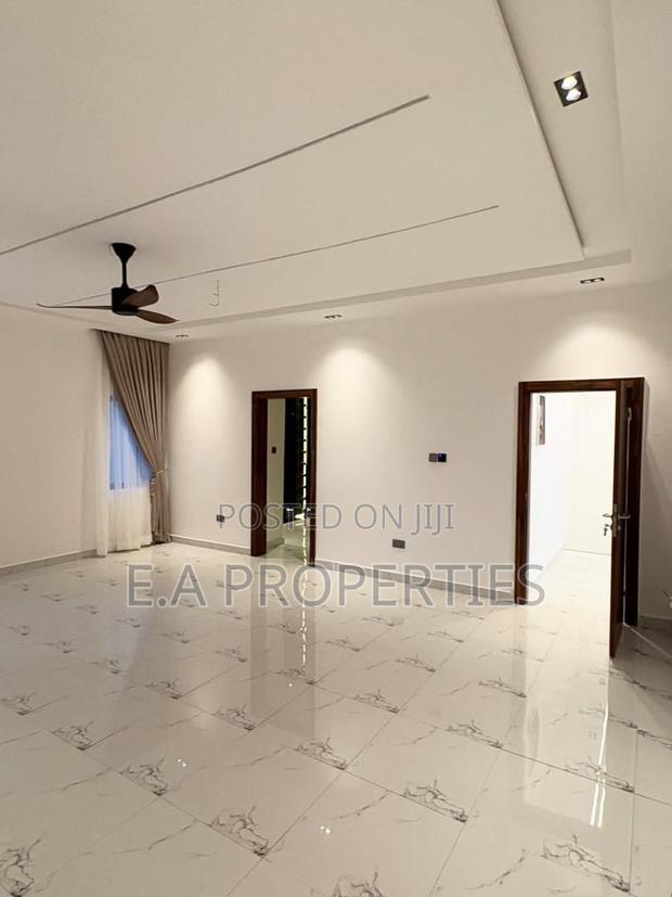4bdrm House in E A Properties, American House for sale · Photo 5