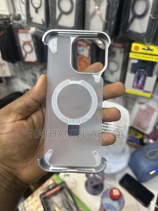 Ogranee Frameless Metal Bumper Case for 16 Pro Max · Photo 3