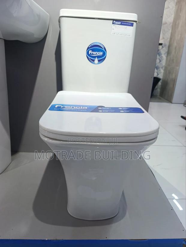 Exclusive Wc (Frencia) · Photo 1