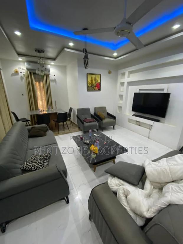 Mini Flat in Fan Milk for sale · Photo 3
