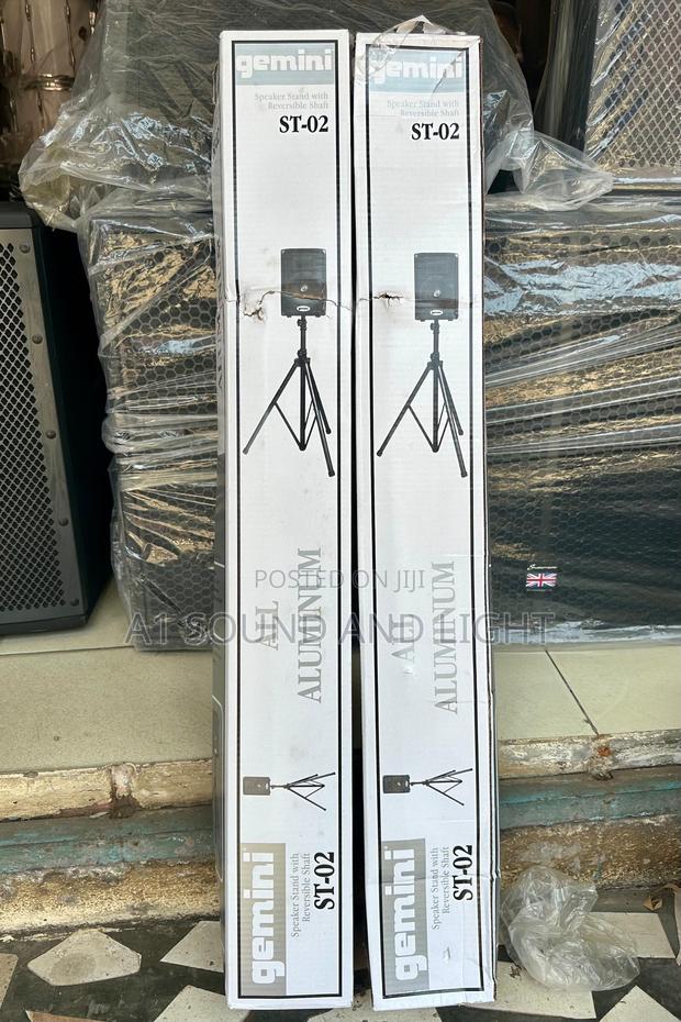 Speaker Stand - Pair With Adjustable Height · Photo 2