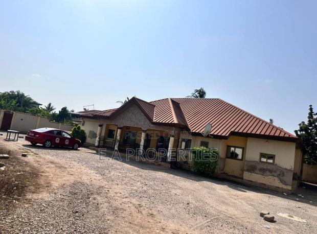 5bdrm House in E A Properties, Christian Village for sale · Photo 1